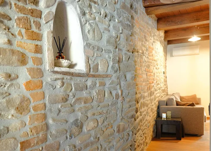 Casa Del Moro